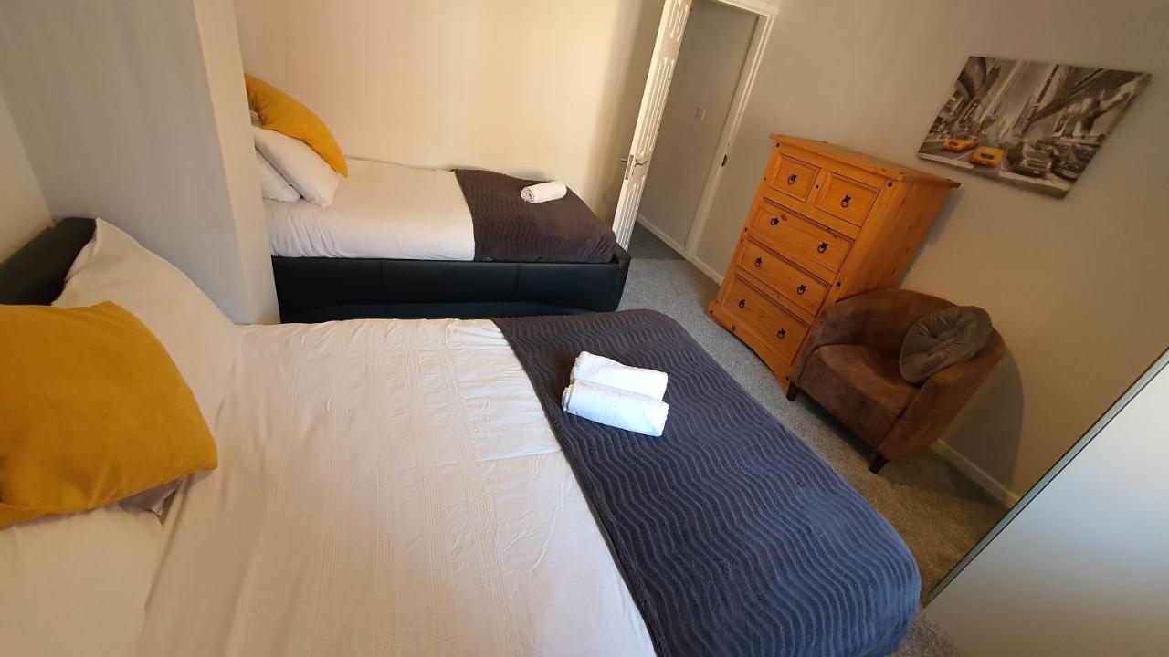 Contractors, City Centre, Parking, 3 Double Rooms, Netflix, Cosy! Coventry Ngoại thất bức ảnh