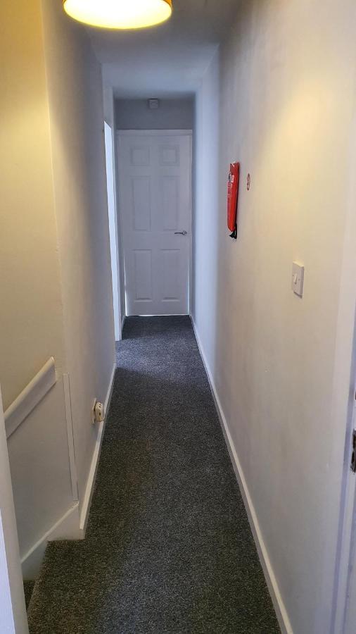 Contractors, City Centre, Parking, 3 Double Rooms, Netflix, Cosy! Coventry Ngoại thất bức ảnh